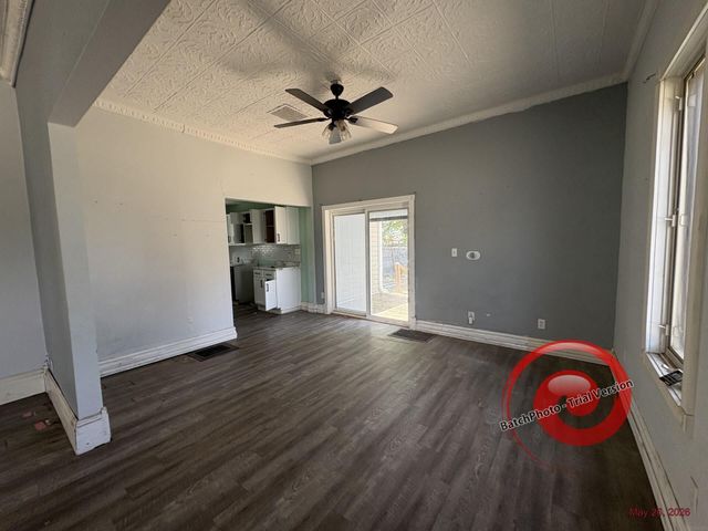 803 6th Street, Grundy Center, IA 50638