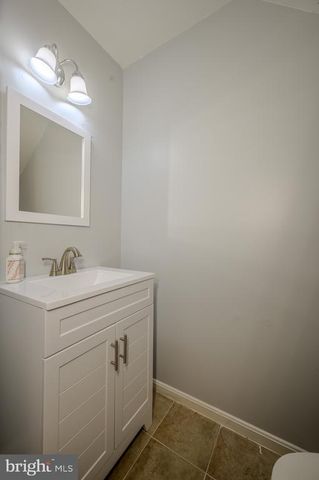 10866 DEPOT DR, Bealeton, VA 22712