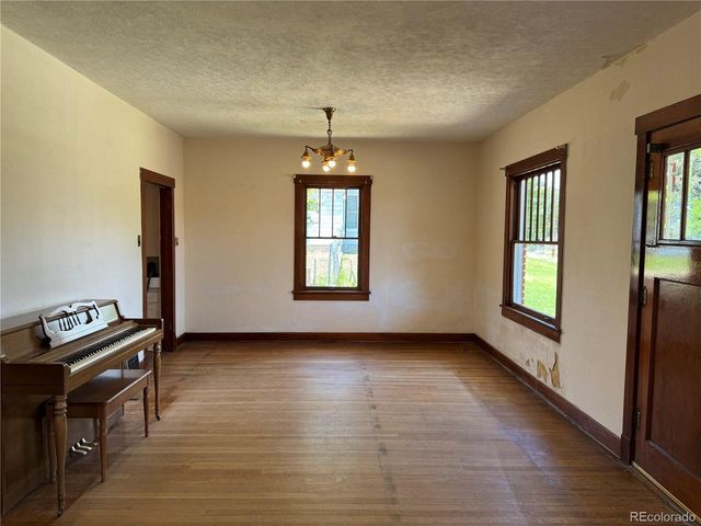 312 E 6th St, Trinidad, CO 81082