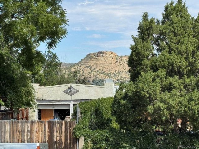 312 E 6th St, Trinidad, CO 81082