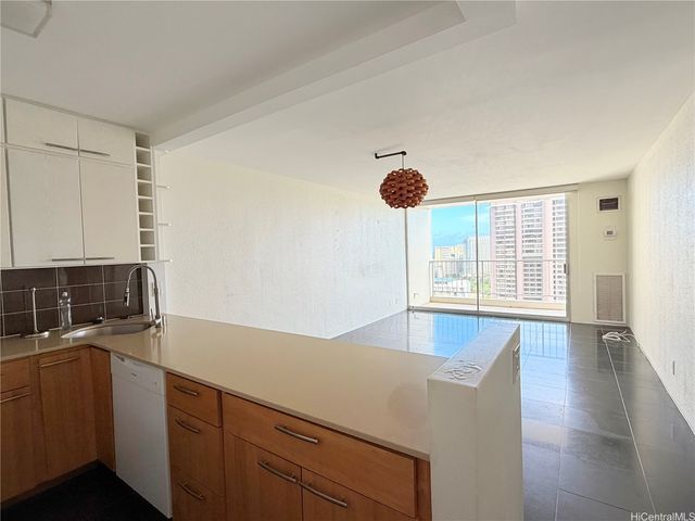 400 Hobron Lane 3311, Honolulu, HI 96815