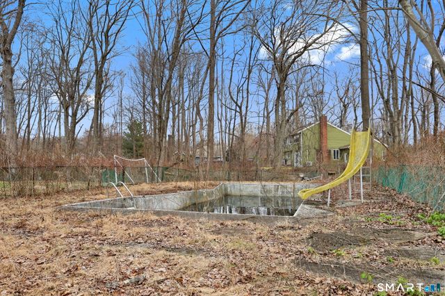 36 North Street, Trumbull, CT 06611