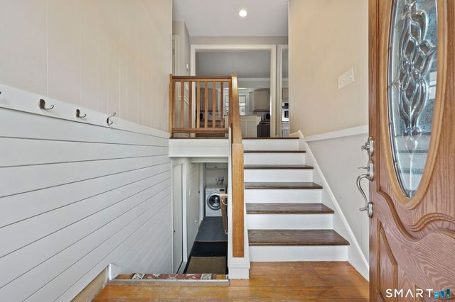 36 North Street, Trumbull, CT 06611