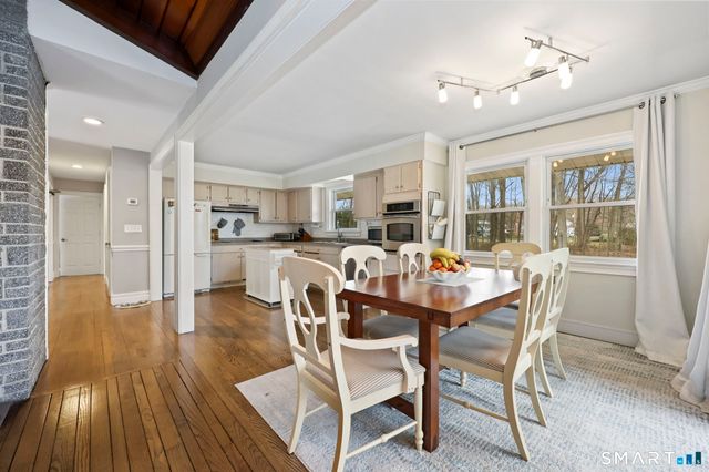 36 North Street, Trumbull, CT 06611