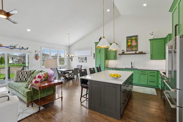 22 Prince Way, Fitchburg, WI 53711