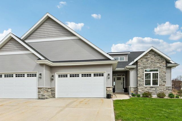 22 Prince Way, Fitchburg, WI 53711