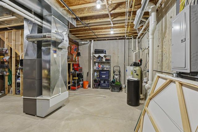 22 Prince Way, Fitchburg, WI 53711