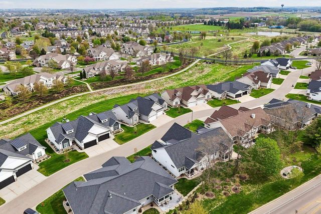 22 Prince Way, Fitchburg, WI 53711
