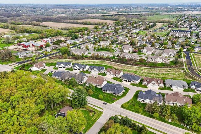 22 Prince Way, Fitchburg, WI 53711