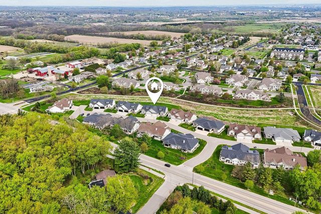 22 Prince Way, Fitchburg, WI 53711
