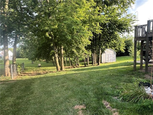 102 Carson Circle, Excelsior Springs, MO 64024