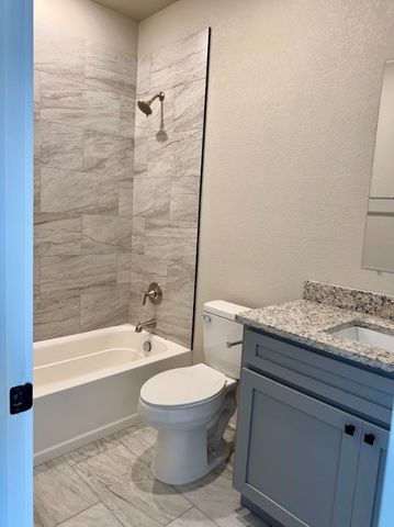 15513 Greenhouse Way, Lindale, TX 75771