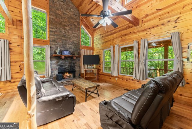 457 Old Cherokee Road, Cleveland, GA 30528