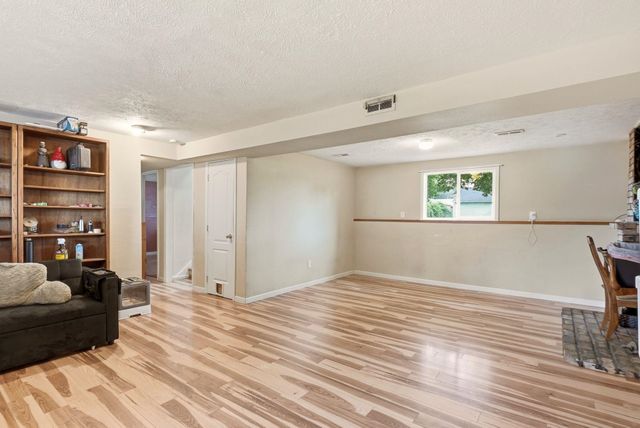 3023 E Ermina Ave, Spokane, WA 99207