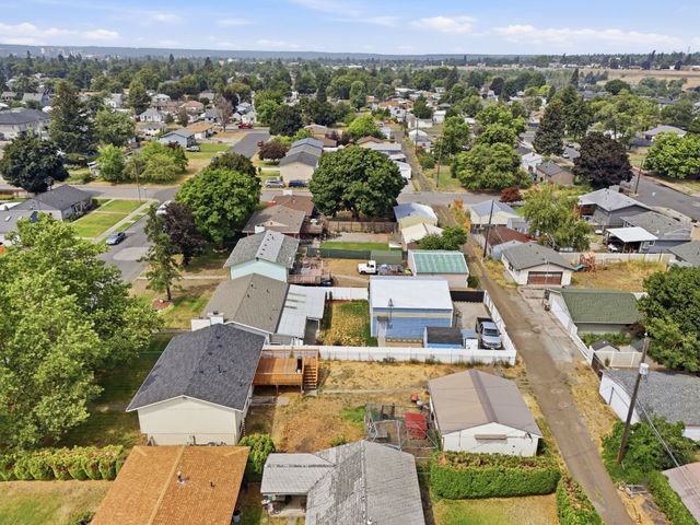 3023 E Ermina Ave, Spokane, WA 99207