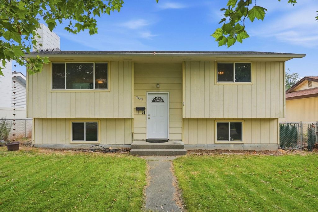 3023 E Ermina Ave, Spokane, WA 99207
