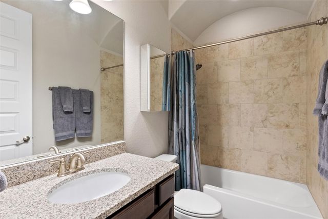 17632 Stratus CV, Dripping Springs, TX 78620