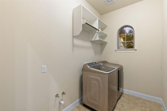 17632 Stratus CV, Dripping Springs, TX 78620