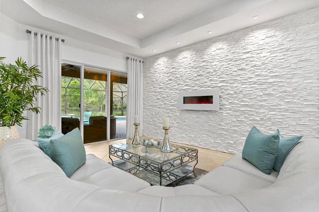 7777 Eden Ridge Way, West Palm Beach, FL 33412