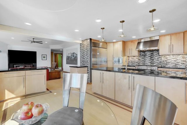 15391 Pear Valley Ln, Auburn, CA 95603