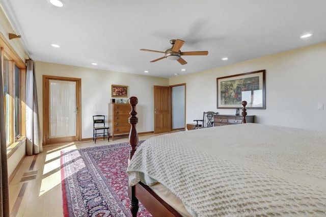 15391 Pear Valley Ln, Auburn, CA 95603