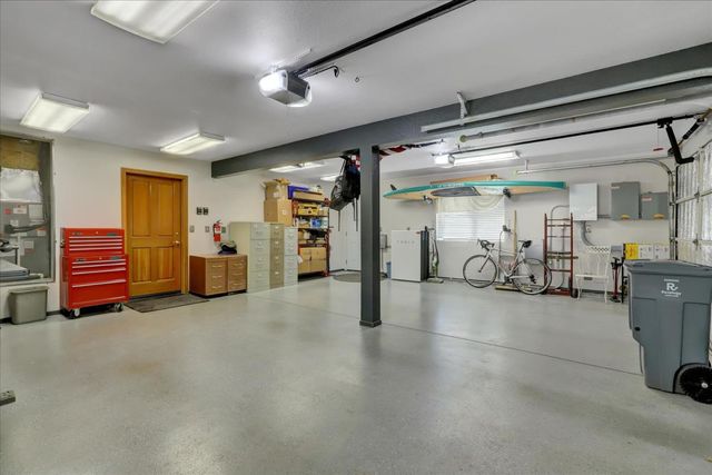15391 Pear Valley Ln, Auburn, CA 95603