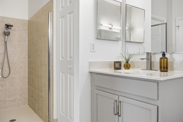 19430 Stonebrook Street, Weston, FL 33332