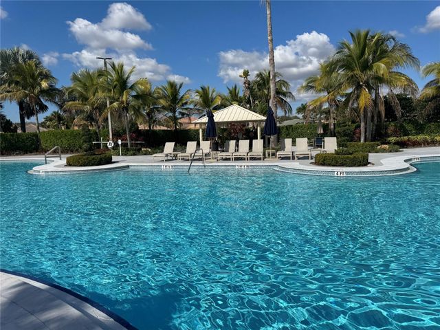 19430 Stonebrook Street, Weston, FL 33332