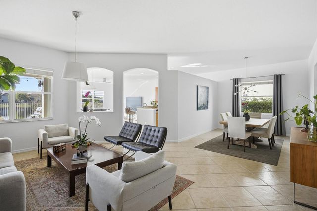 19430 Stonebrook Street, Weston, FL 33332