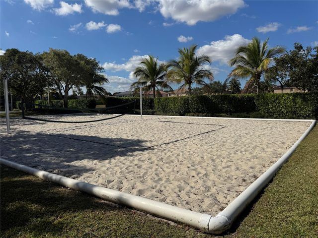 19430 Stonebrook Street, Weston, FL 33332