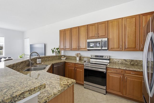 19430 Stonebrook Street, Weston, FL 33332