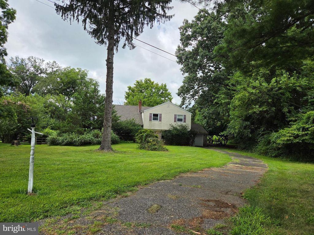 405 HEMPSTEAD CIR #1012, NEWTOWN SQUARE, PA 19073 — photo 2