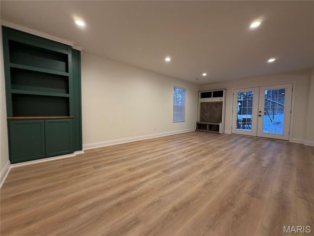 9849 Ridgecrest Drive, Hillsboro, MO 63050