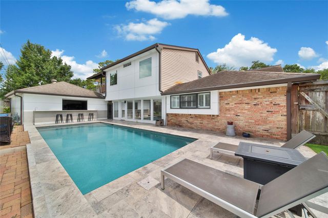 1030 Chantilly Lane, Houston, TX 77018