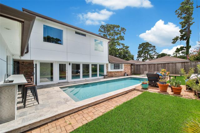 1030 Chantilly Lane, Houston, TX 77018