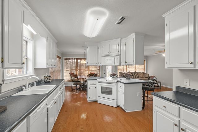 683 Calhoun Dr, Abbeville, AL 36310