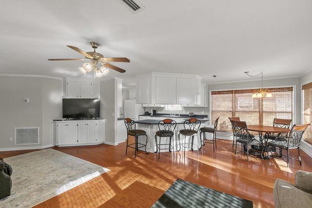 683 Calhoun Dr, Abbeville, AL 36310