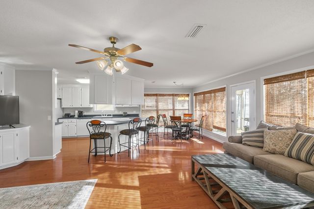 683 Calhoun Dr, Abbeville, AL 36310