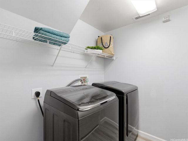 91-768 Launahele Street 102, Ewa Beach, HI 96706