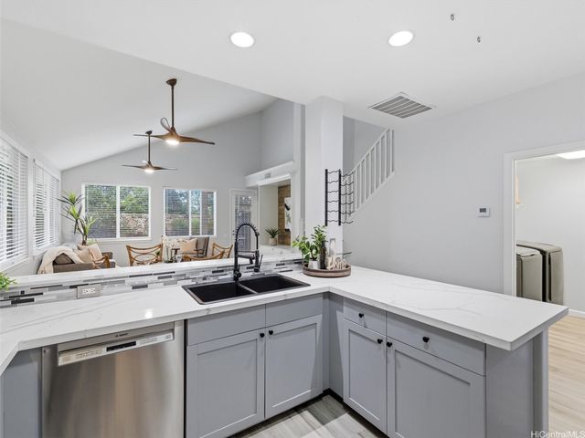 91-768 Launahele Street 102, Ewa Beach, HI 96706