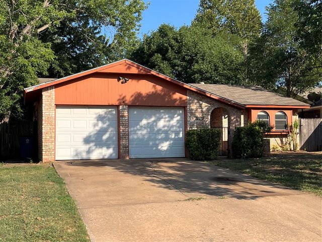 736 Red Oak Terrace, Edmond, OK 73003