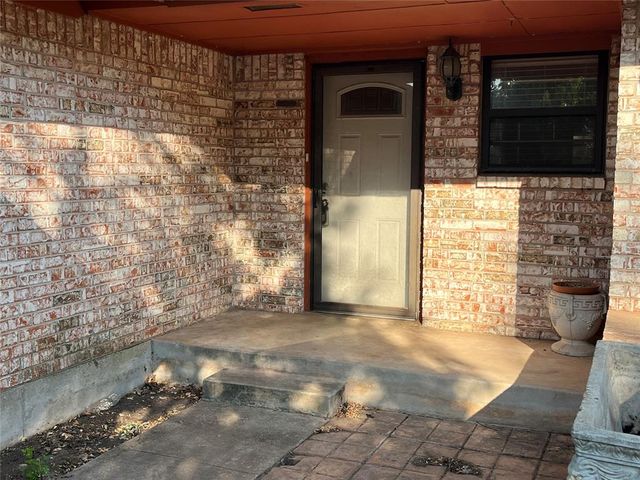 736 Red Oak Terrace, Edmond, OK 73003
