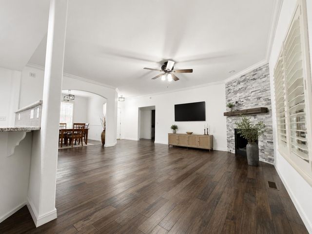 5752 S Winsor Drive, Battlefield, MO 65619