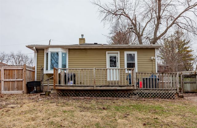 3414 E 35th Street, Des Moines, IA 50317