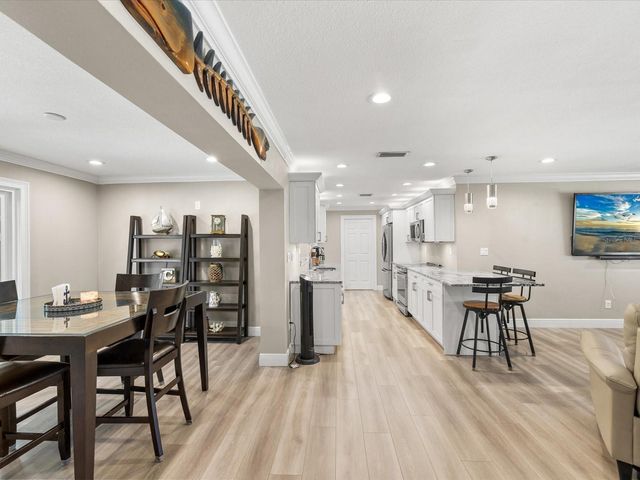 1405 EMBASSY DRIVE, Clearwater, FL 33764