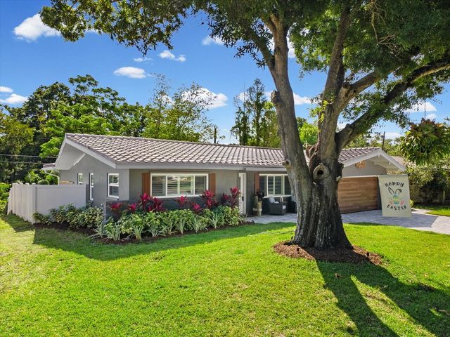 1405 EMBASSY DRIVE, Clearwater, FL 33764