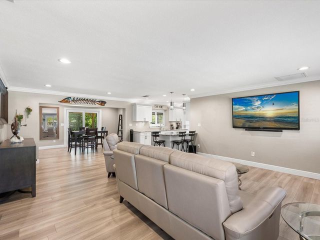 1405 EMBASSY DRIVE, Clearwater, FL 33764