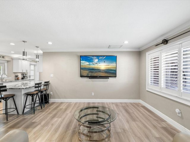 1405 EMBASSY DRIVE, Clearwater, FL 33764