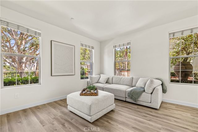 42 Vintage, Irvine, CA 92620