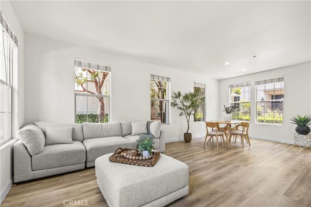 42 Vintage, Irvine, CA 92620